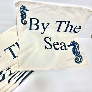 Cynthia Rowley 8 beach placemats off white